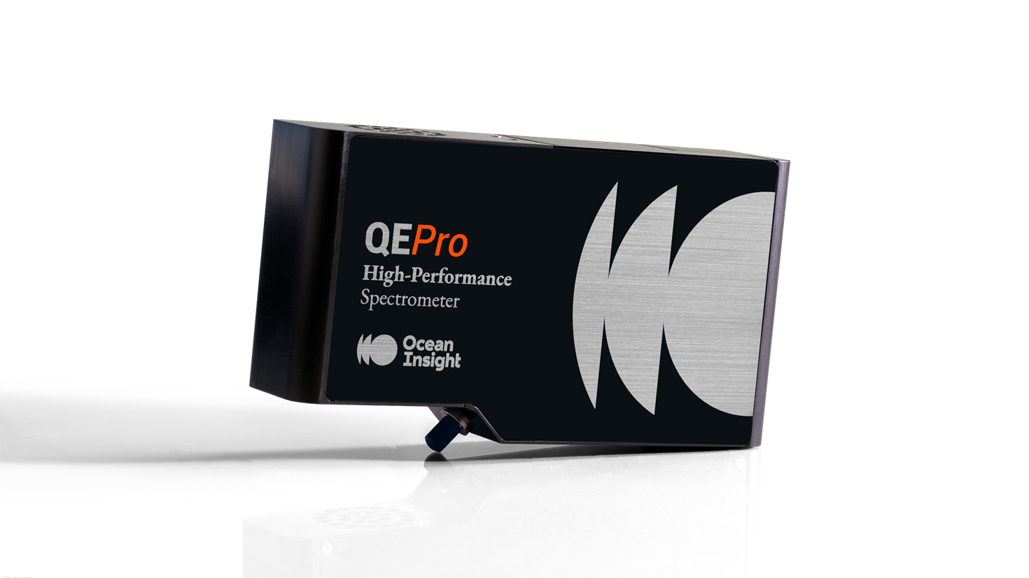 Ocean Optics社　QEPro 電子冷却裏面入射型高SN比ファイバマルチチャンネル分光器