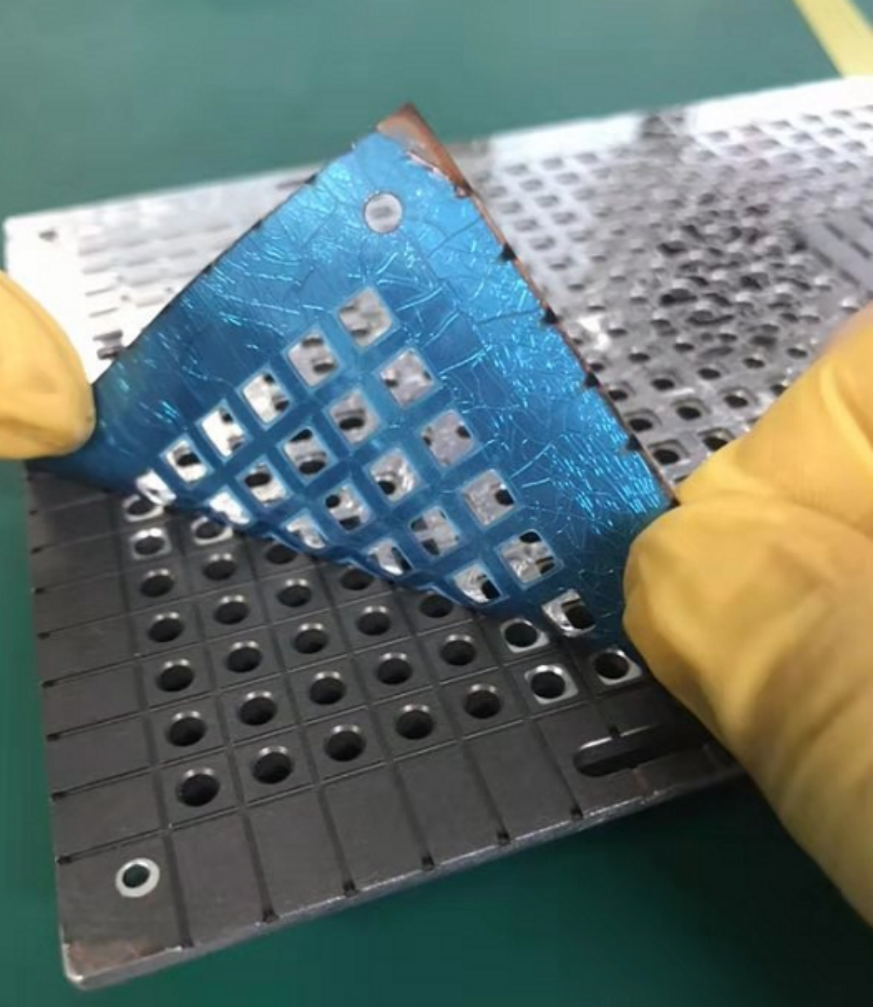 Sputter tape