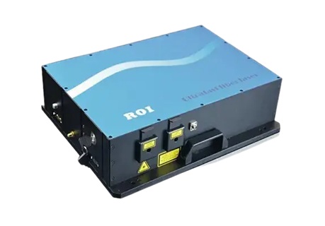 フェムト秒レーザー（ROI社製）