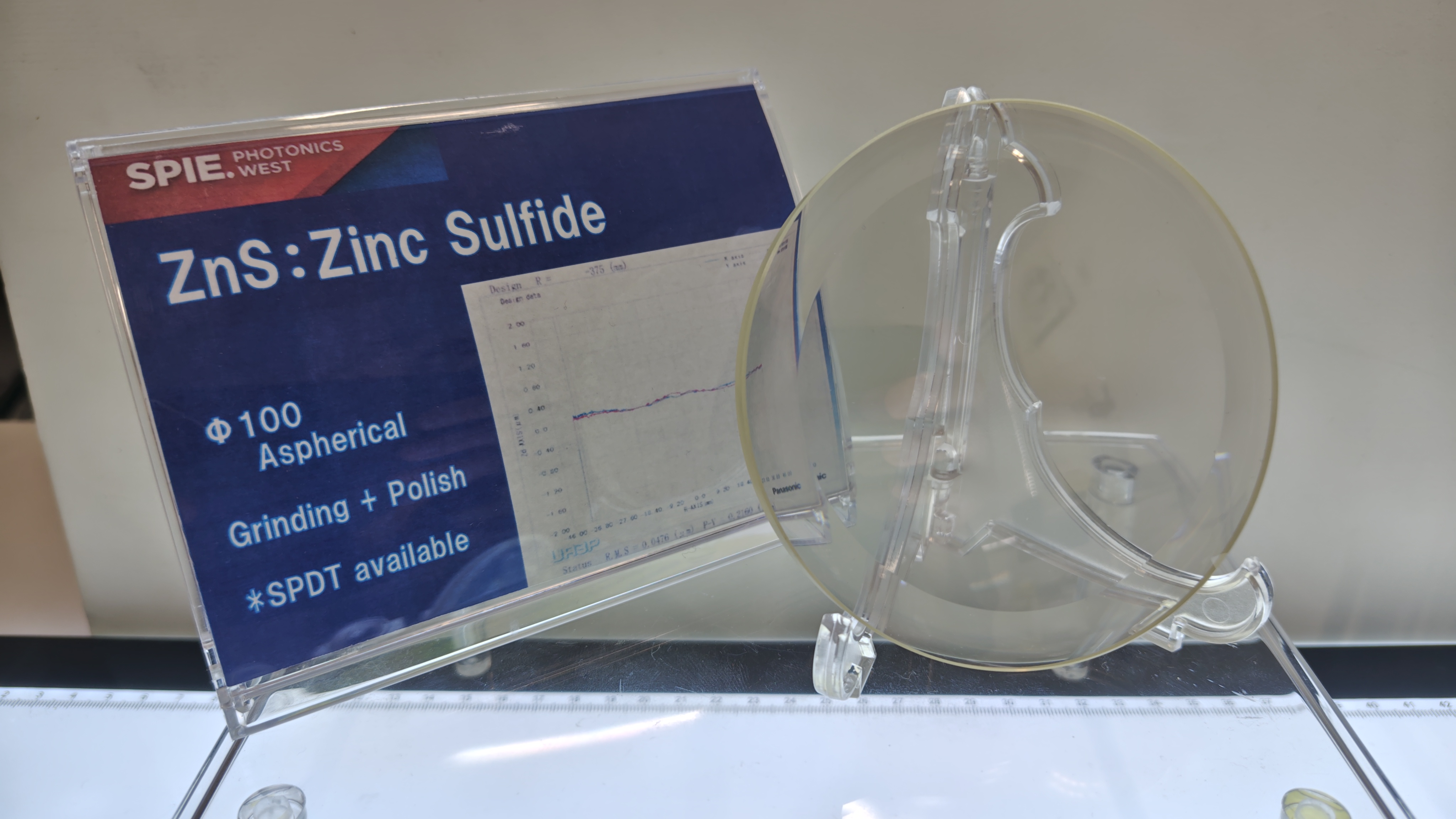 大口径ZnS非球面レンズ　◆Φ130まで対応可能　◆両面非球面対応可能