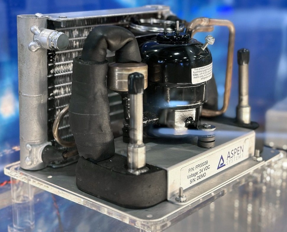 ASPEN SYSTEM社製 高性能コンパクト冷却チラー